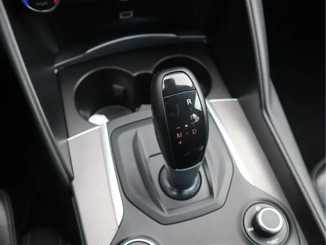 Alfa Romeo Giulia 2.0T Super 2018 Benzine 33