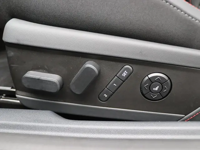 MINI Electric Cooper SE 2024 Elektrisch 13