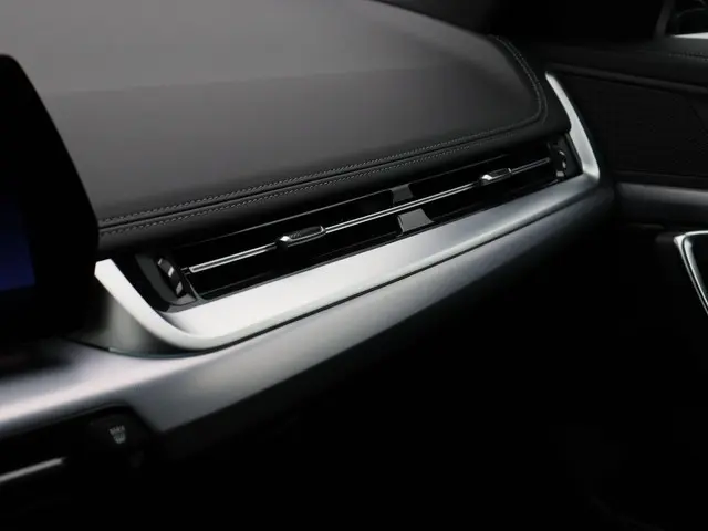 BMW X1 sDrive18i 2023 Benzine 15