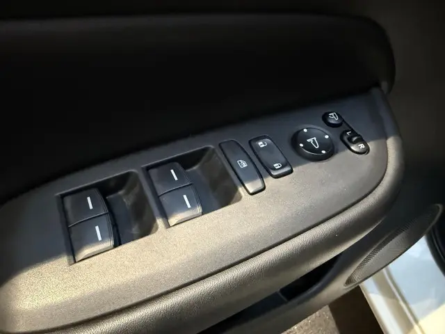 Honda Jazz 1.5 e:HEV Executive 2021 Hybride Benzine 12