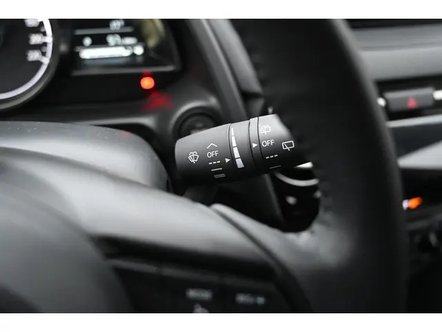 Mazda 2 SkyActiv-G 75 6MT Centre-Line 2024 Benzine 22