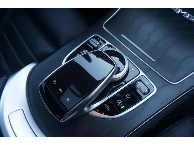 Mercedes-Benz GLC Coupé 43 AMG 2019 Benzine 34
