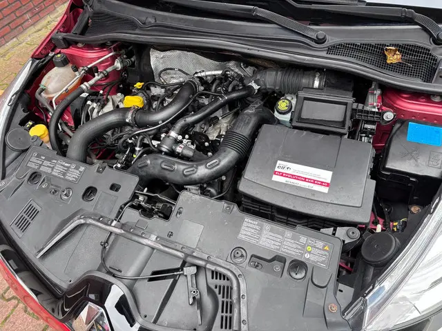 Renault Clio Estate 0.9 TCe Expression 2014 Benzine 34