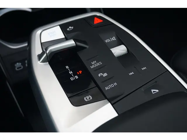 BMW iX1 eDrive20 2025 Elektrisch 13