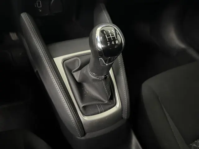 Nissan Micra 1.0 IG-T Kiiro 2022 Benzine 22