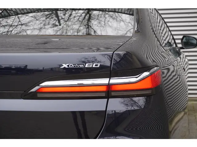 BMW i7 xDrive60 2025 Elektrisch 21