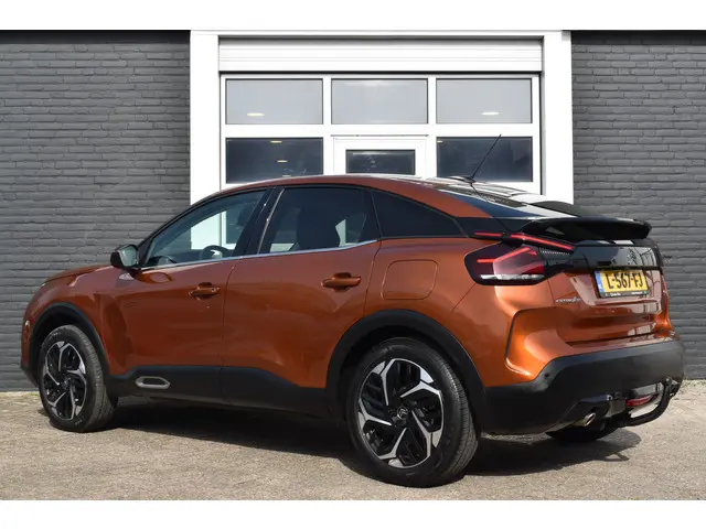 Citroën C4 Puretech EAT8 Business Plus 2021 Benzine 4