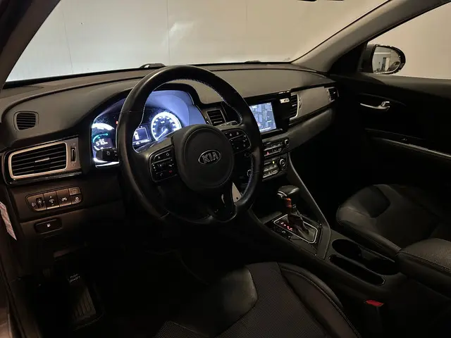 Kia Niro 1.6 GDi Hybrid DynamicLine 2018 Hybride Benzine 25