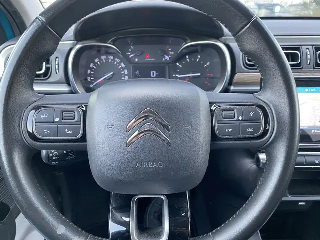 Citroën C3 1.2 PureTech Shine 2021 Benzine 21