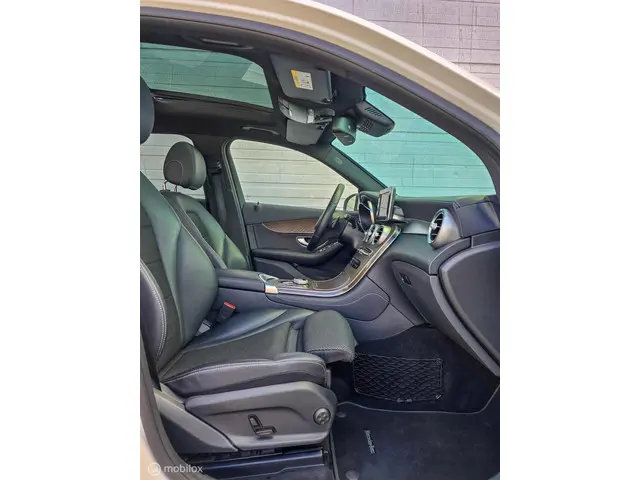 Mercedes-Benz GLC 250 4MATIC Edition 1 2015 Benzine 6