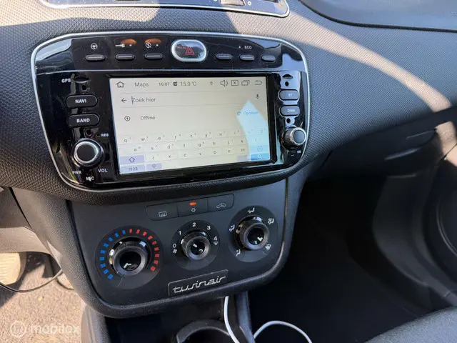 Fiat Punto Evo 0.9 TwinAir Lounge Airco 2013 Benzine 8