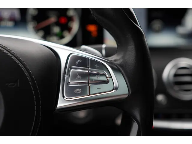 Mercedes-Benz S-Klasse Coupé 500 4Matic 2016 Benzine 38