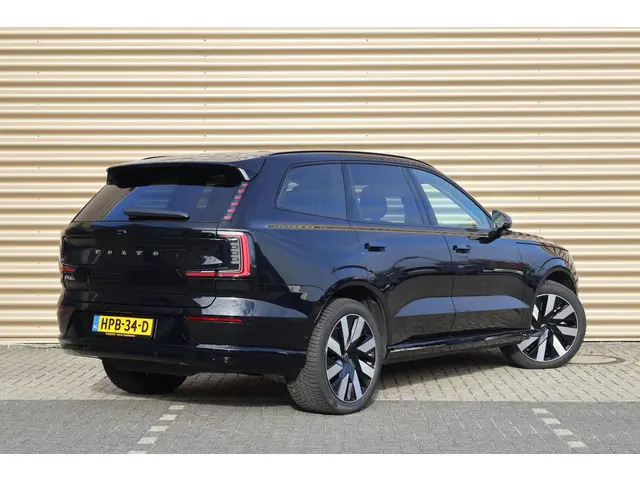 Volvo EX90 Twin Motor Ultra 7p. 111 kWh 2025 Elektrisch 23