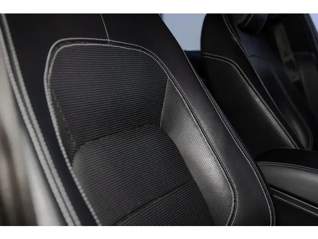 Jaguar I-PACE EV400 HSE 90 kWh 2018 Elektrisch 36