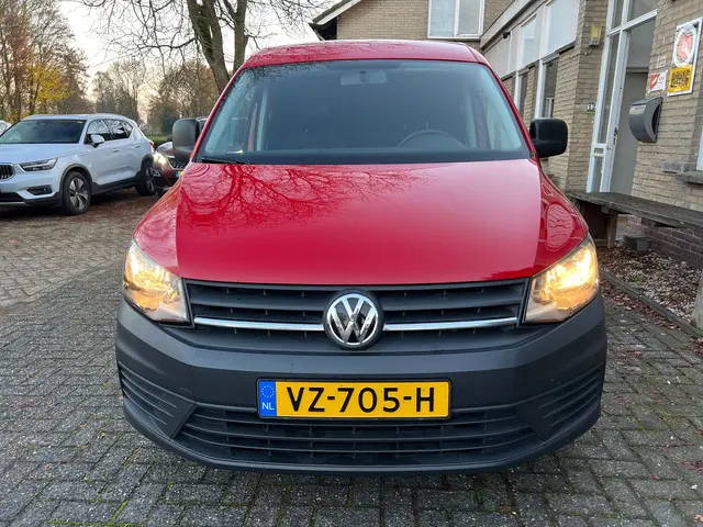 Volkswagen Caddy 2.0 TDI L1H1 BMT Trendline 2016 Diesel 28