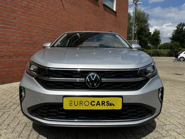 Volkswagen Taigo 1.0 TSI 110pk DSG Style 2022 Benzine 6