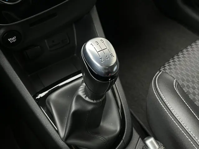 Renault Clio 0.9 TCe Intens 2018 Benzine 23