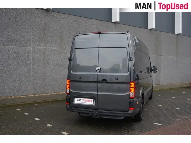 Volkswagen Crafter 35 2.0 TDI L4H3 Highline 2022 Diesel 30