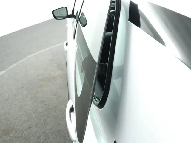 Citroën C4 Cactus 1.2 PureTech Business 2015 Benzine 32