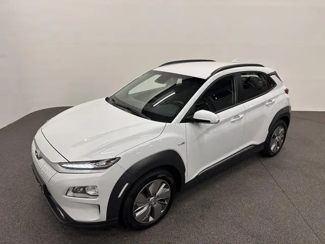 Hyundai Kona 3