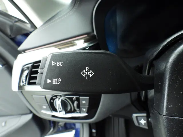 BMW 5 Serie Sedan 520i 2021 Benzine 28