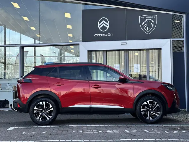 Peugeot 2008 1.2 PureTech 130pk Allure 2021 Benzine 3