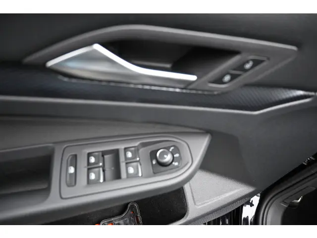 Volkswagen Golf 1.5 TSI 2021 Benzine 29