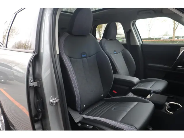 MINI Countryman C 2025 Benzine 11