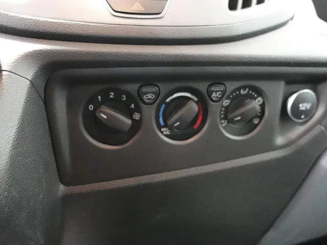 Ford Transit 130pk L3H2 Dubbele Cabine 2018 Diesel 25