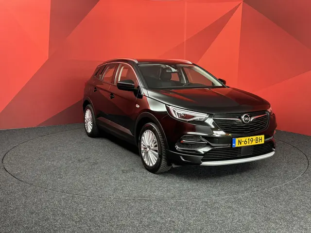 Opel Grandland X 1.2 Turbo Innovation 2019 Benzine 4