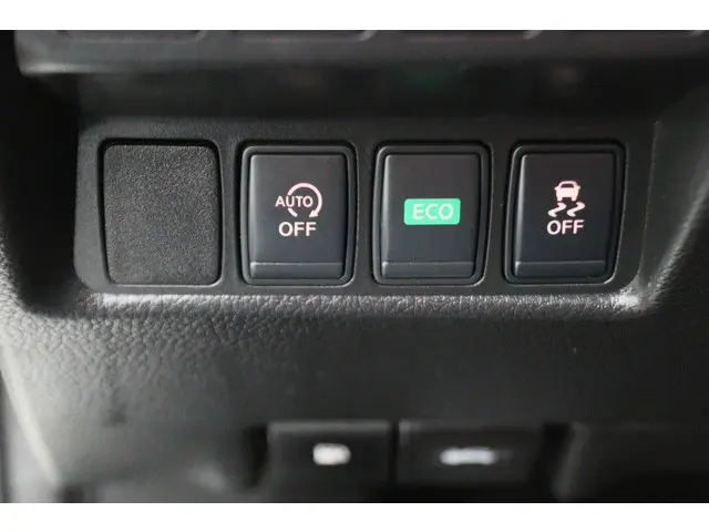 Nissan QASHQAI 1.2 N-Connecta 2016 Benzine 35