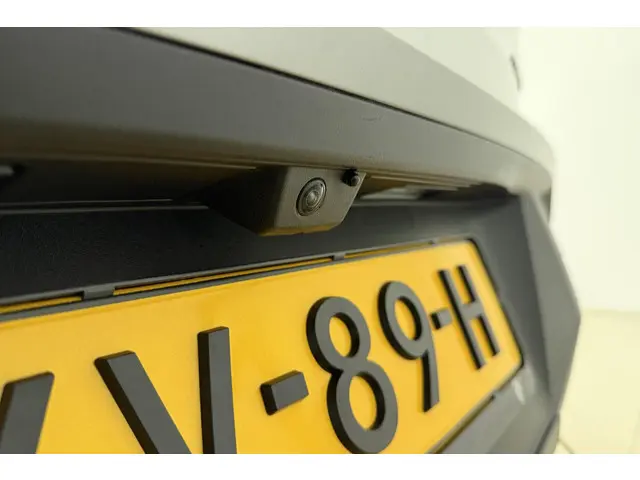 Peugeot 3008 1.2 Hybrid 145 Allure 2025 Hybride Benzine 3