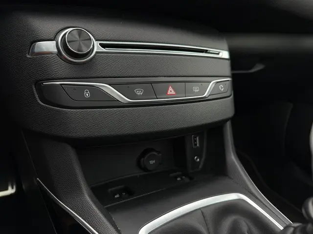 Peugeot 308 1.6 e-THP GTi 250 2015 Benzine 19