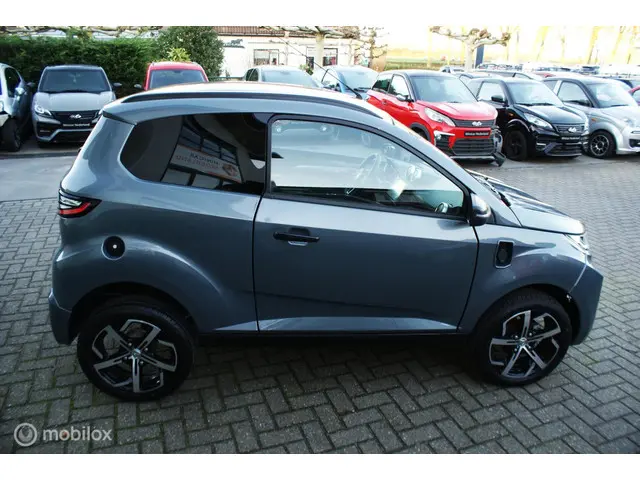 Aixam eCrossover Brommobiel SUV 2025 Elektrisch 5