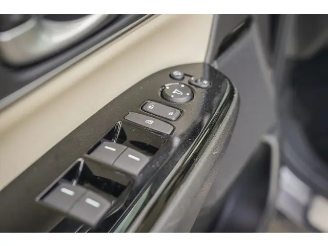 Honda CR-V 2.0 e:HEV LIFESTYLE 2021 Hybride Benzine 36