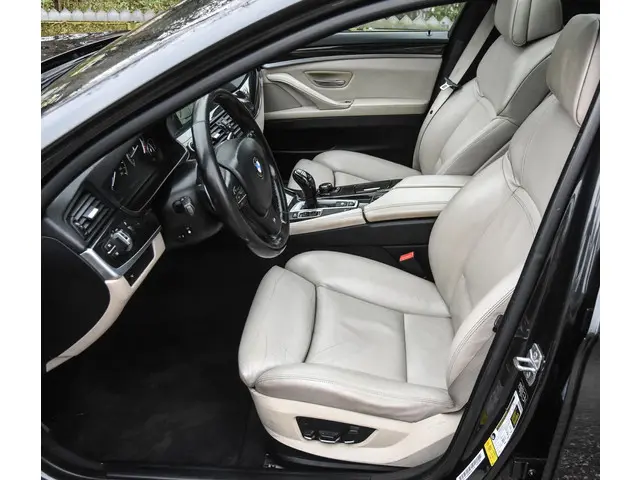 BMW 5 Serie 550i MOTOR PROBLEEM electronic 2013 Benzine 19