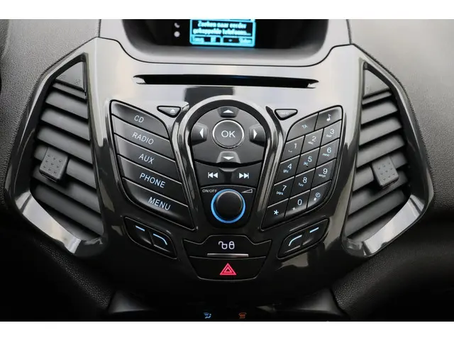 Ford EcoSport 1.0 EcoBoost 125pk Titanium 2015 Benzine 25
