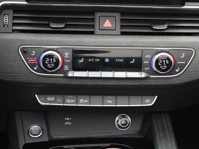 Audi A5 Cabriolet 40 TFSI/190PK S Line 2020 Benzine 38