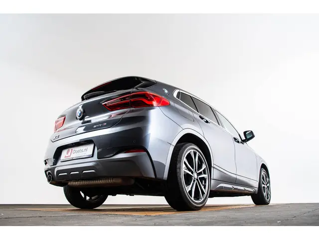 BMW X2 sDrive18i 2018 Benzine 11