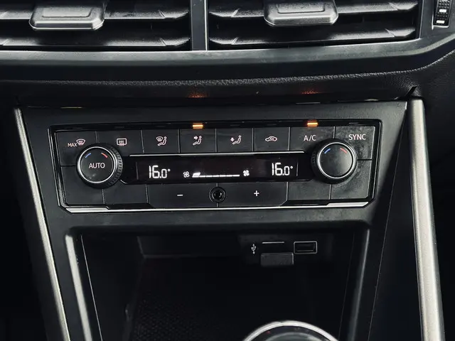 Volkswagen Polo 1.0 TSI Beats 2018 Benzine 19