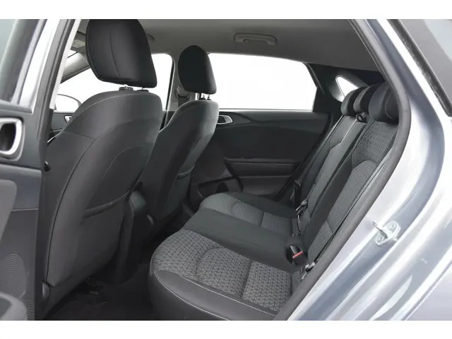 Kia Ceed 1.0 T-GDi DynamicLine 2021 Benzine 12