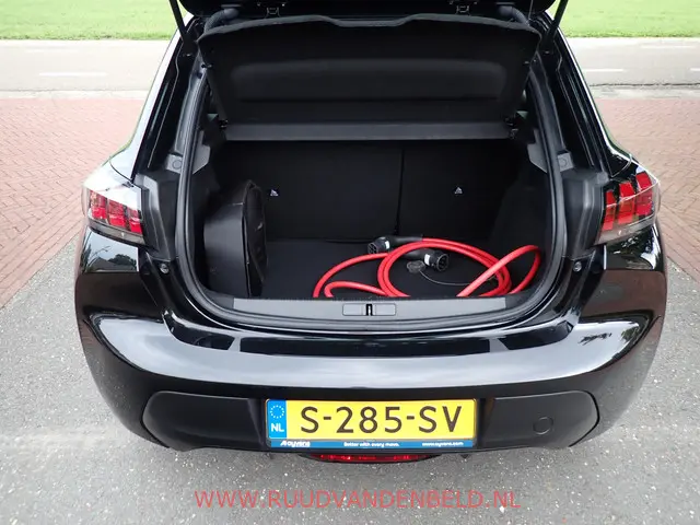 Peugeot e-208 EV Active 50 kWh 2023 Elektrisch 34