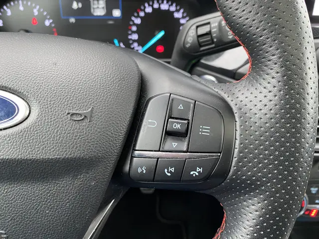 Ford Focus 1.0 EcoBoost ST Line Business 2020 Benzine 22