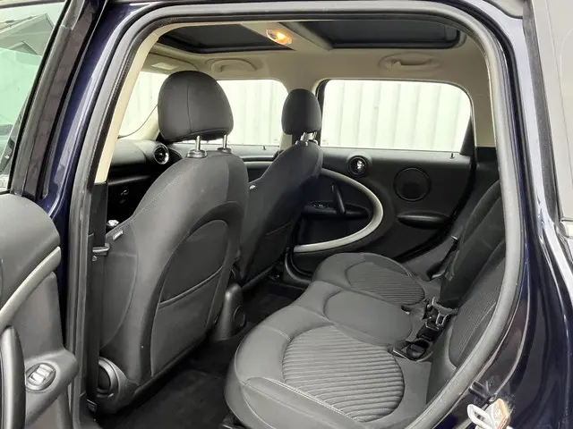 MINI Countryman 1.6 One Knockout Edition 2014 Benzine 21