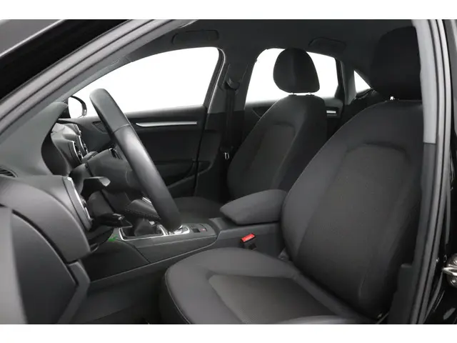 Audi A3 Limousine 30 TFSI Pro Line 2020 Benzine 10