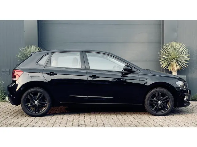Volkswagen Polo 1.0 TSI Comfortline 2020 Benzine 20