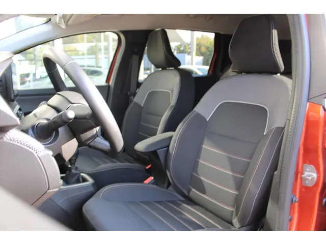 Dacia Jogger 1.0 TCe 110 Extreme 2023 Benzine 7