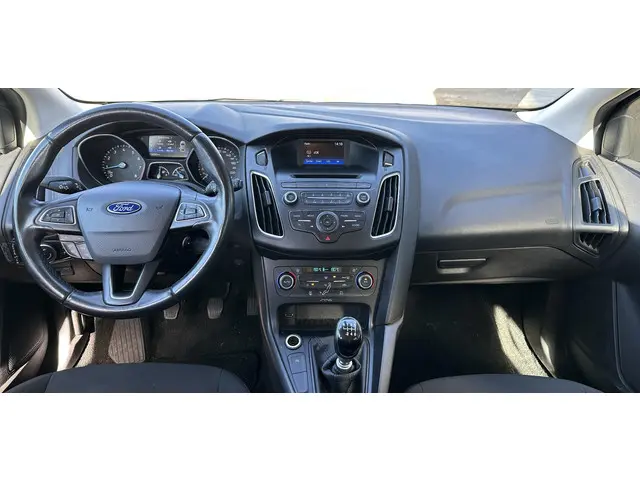Ford Focus Wagon 1.0 Lease Edition 2017 Benzine 8