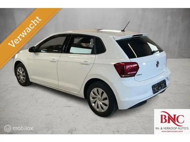 Volkswagen Polo 1.0 TSI Comfortline AUT. 2019 Benzine 4