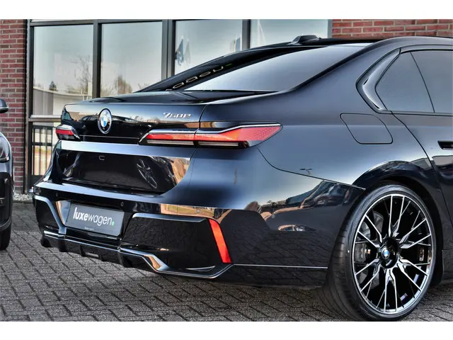 BMW 7 Serie 750e xDrive M-Sport 2025 Hybride Benzine 22